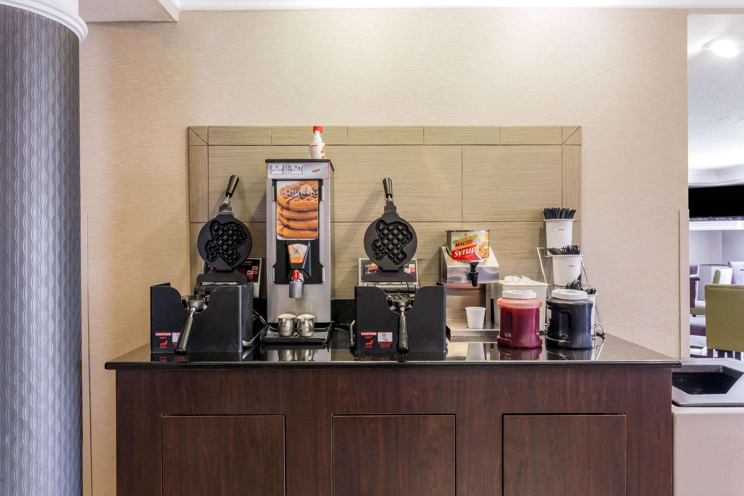La Quinta Inn by Wyndham Odessa Extérieur photo